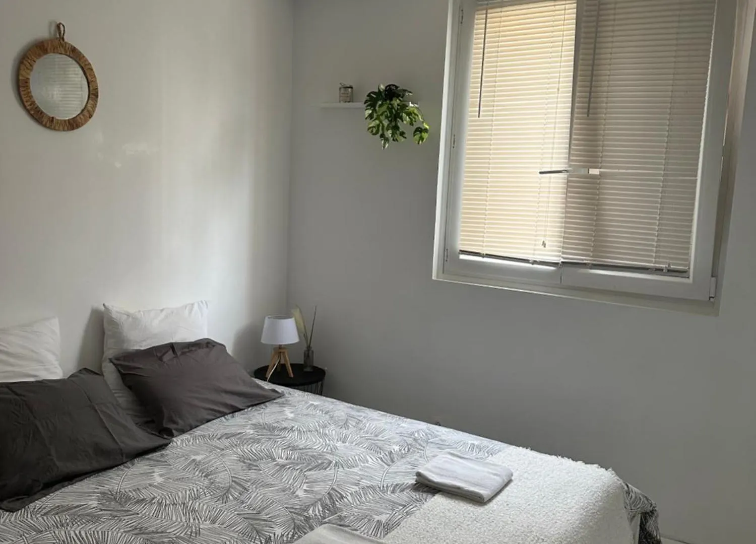 Apartment Appartement 3 Pieces, Dans Residence Privee Securisee Et Parking Gratuit,A 9 Min Centre Ville Nice